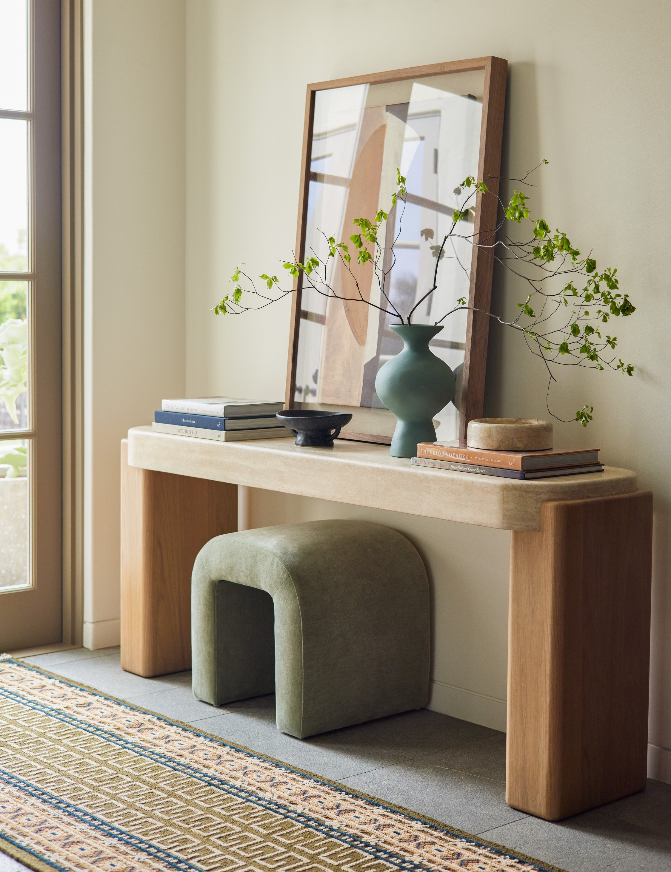 Calista Vase