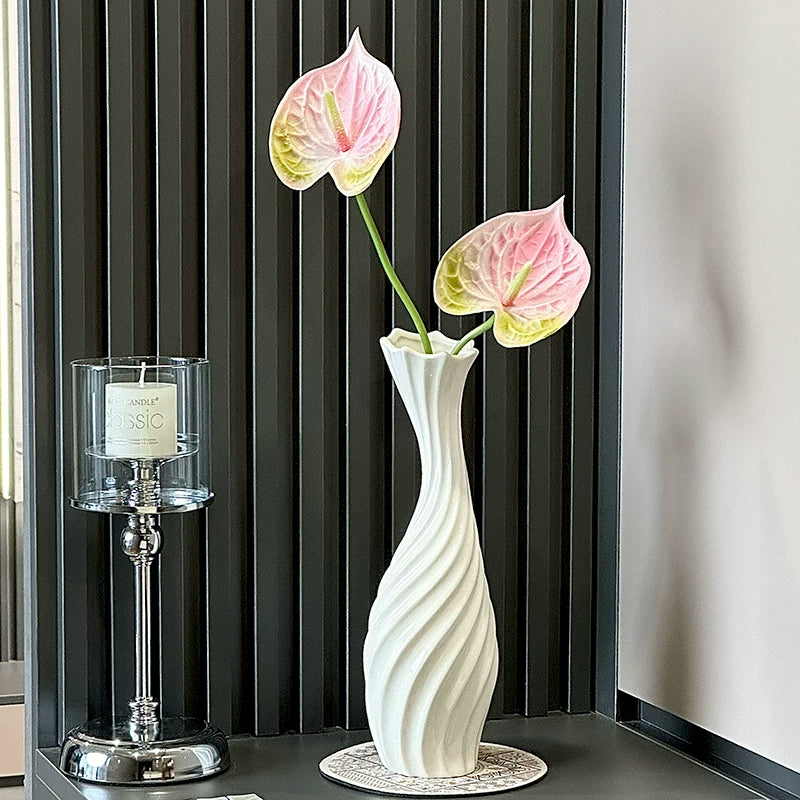 High-value ceramic vases